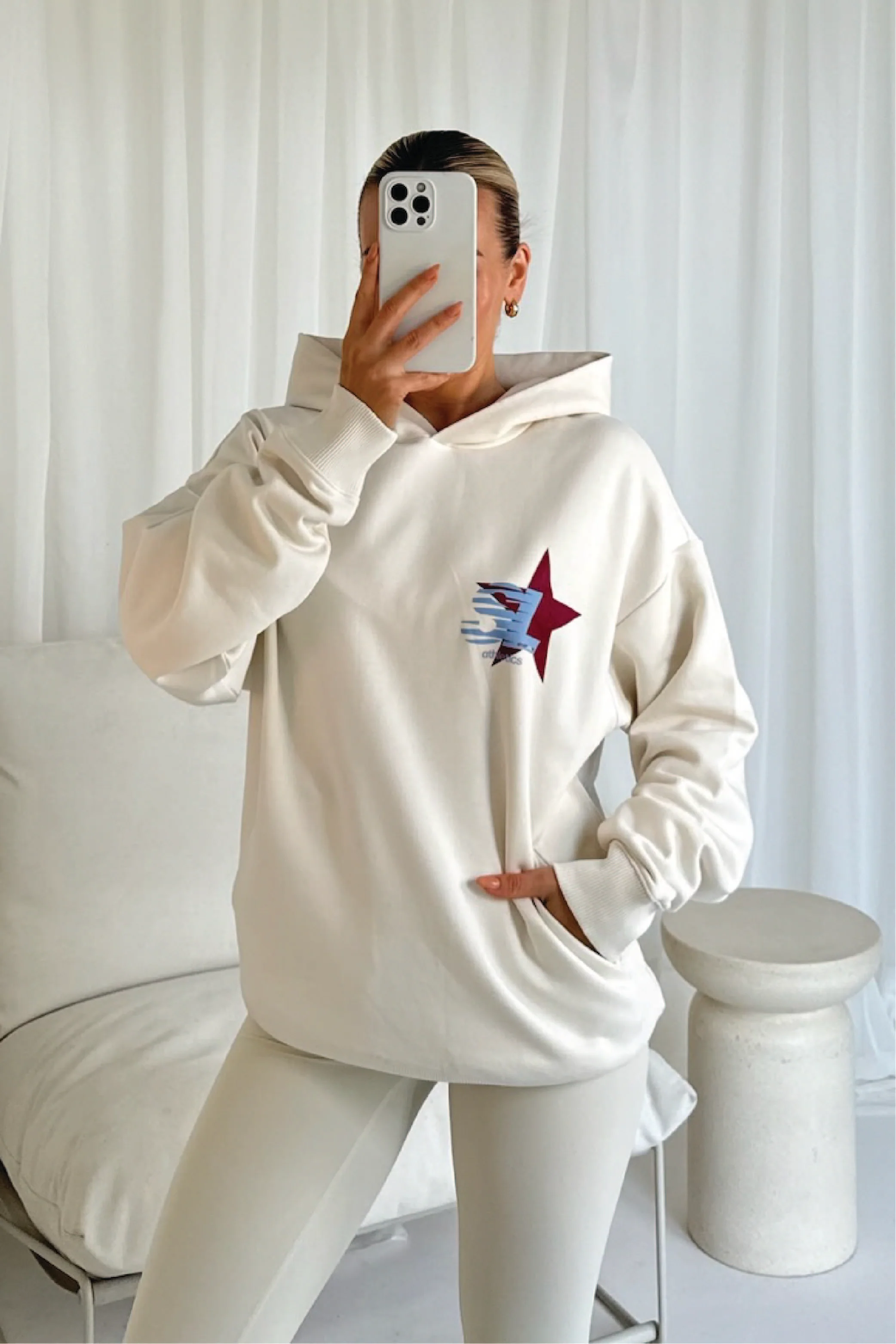 Studio leisure star ecru printed hoodie - Image 3
