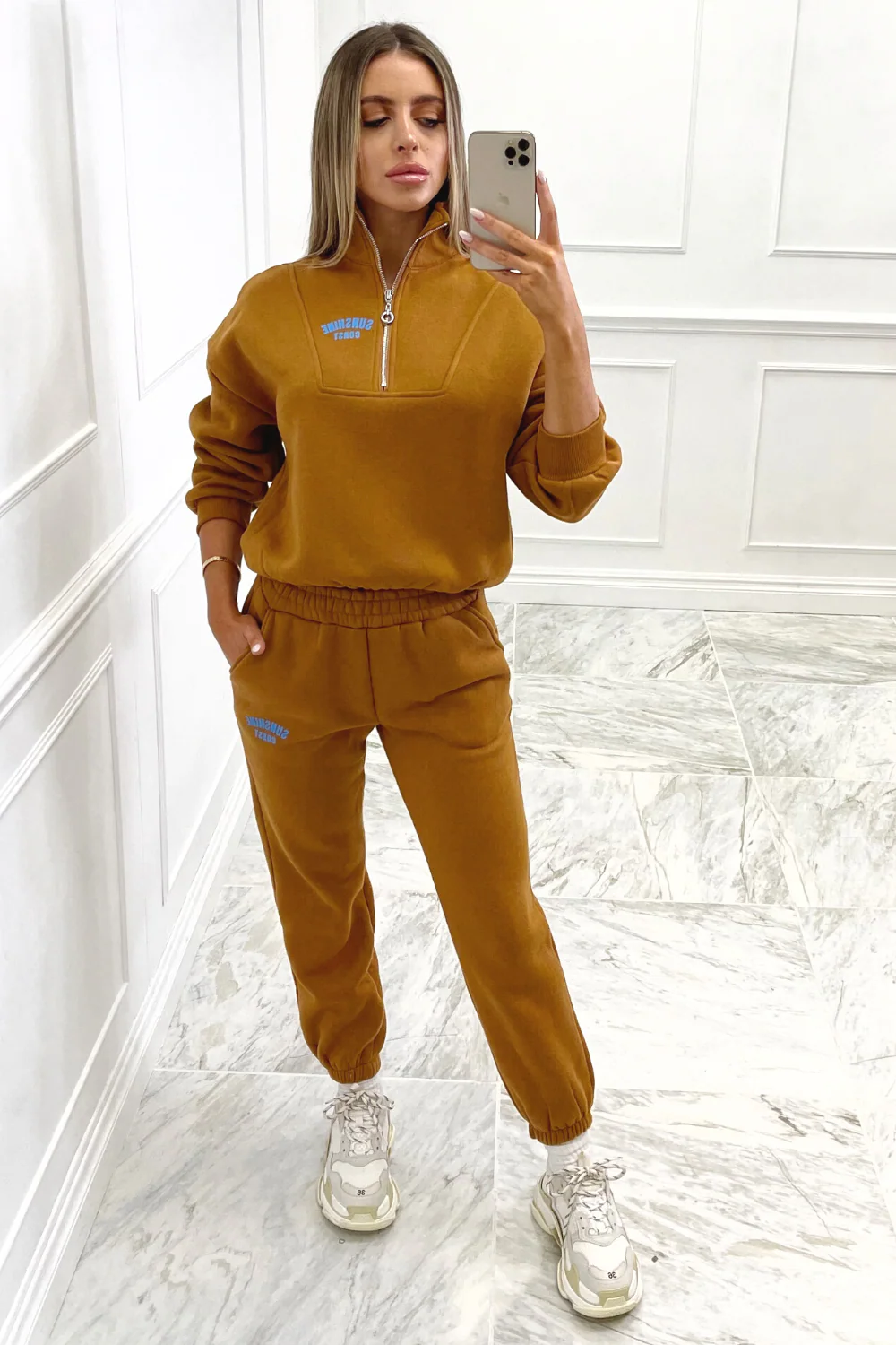 Sunshine Coast tan 3/4 zip jogger lounge set - Image 3