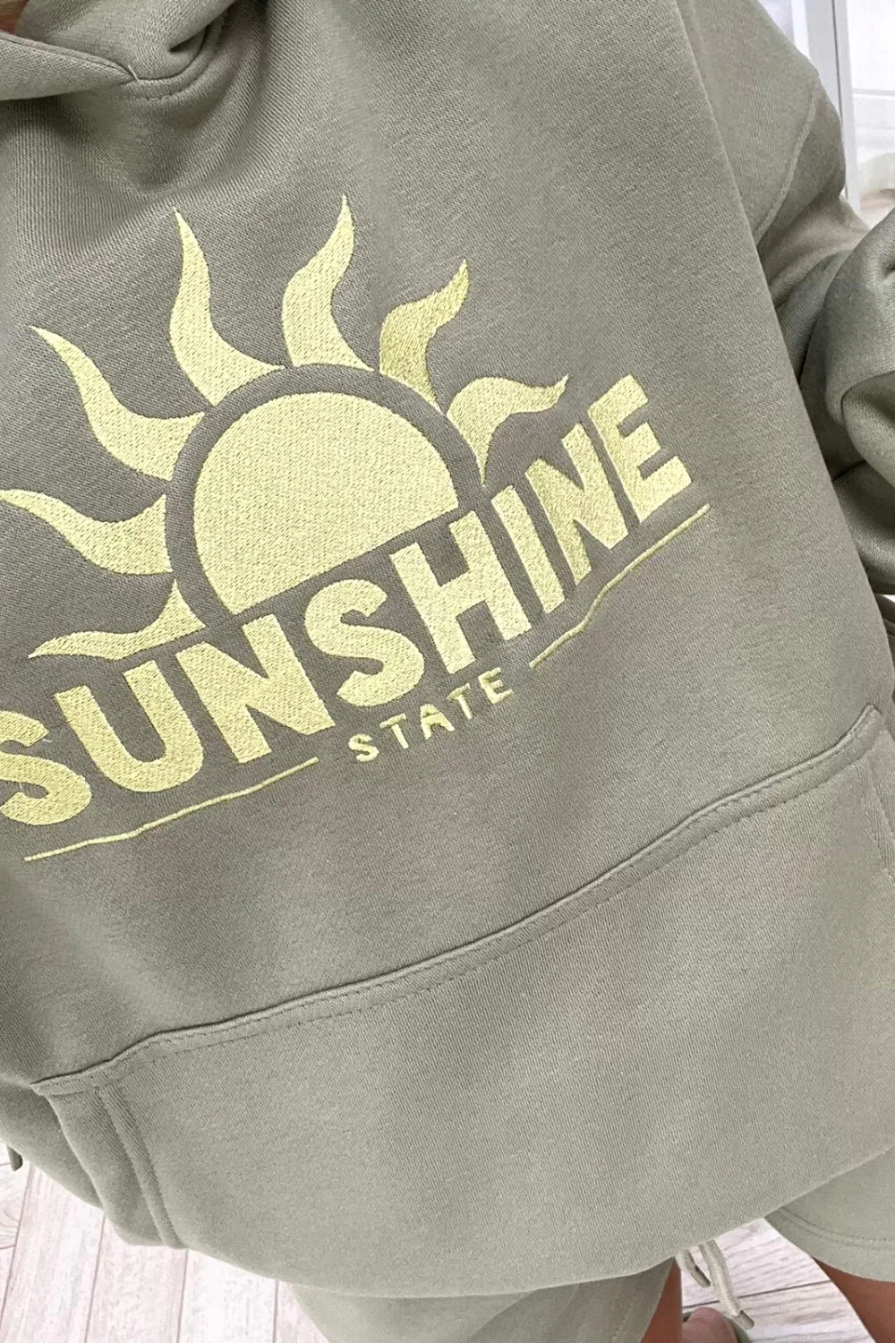 Sunshines sage embroidered hooded short loungewear set - Image 3