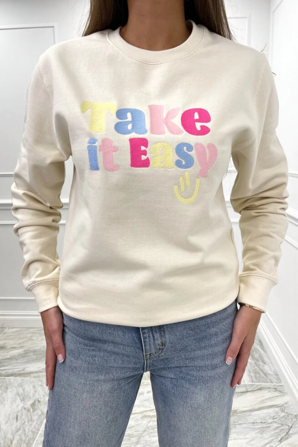 Take it easy ecru embroidered round neck sweater - Image 3