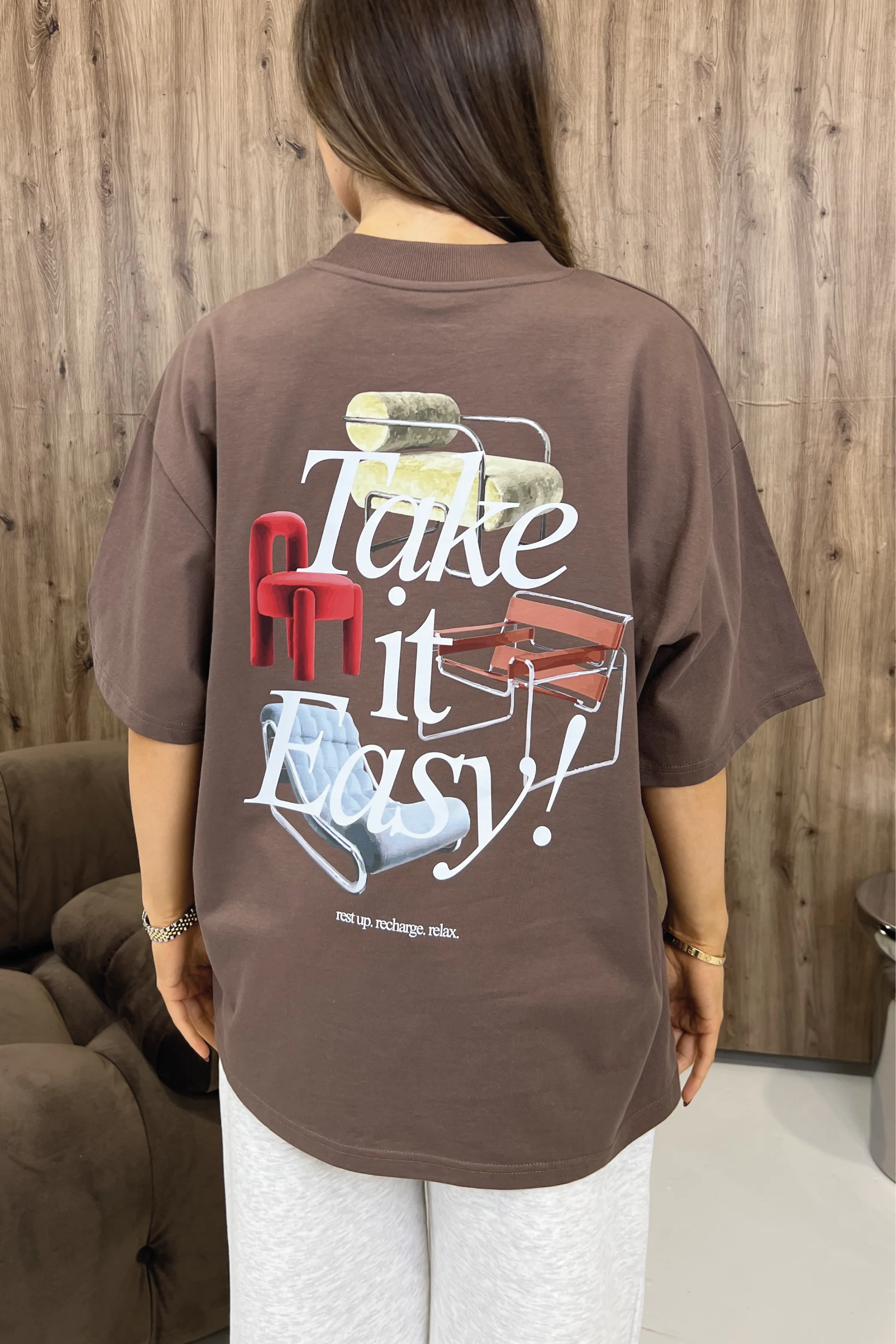 TAKE IT EASY PRINTED MOCHA OVERSIZED TSHIRT