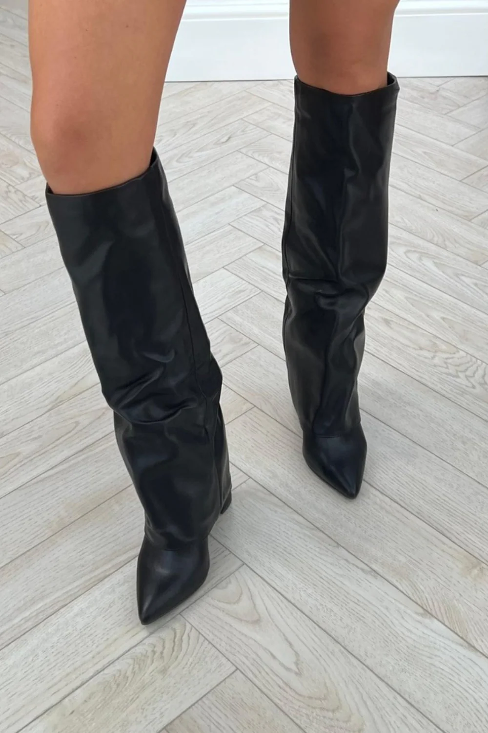 Tammy black knee high fold over heel boot - Image 5