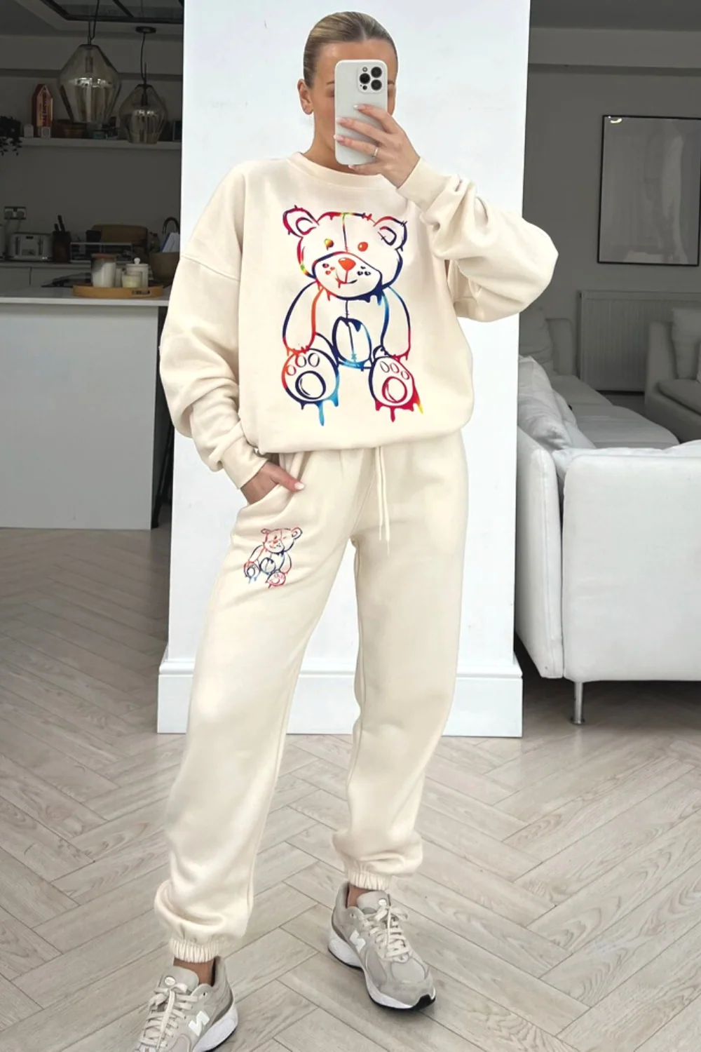 Teddy drip ecru sweater loungewear set - Image 2
