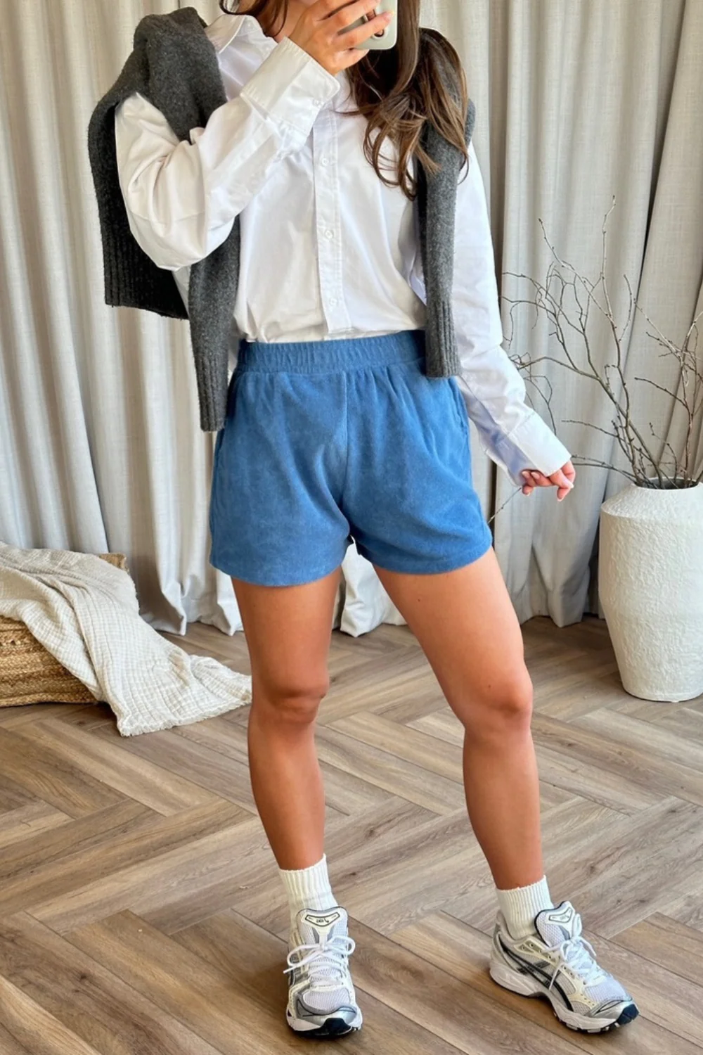 Terri Towel blue shorts - Image 4