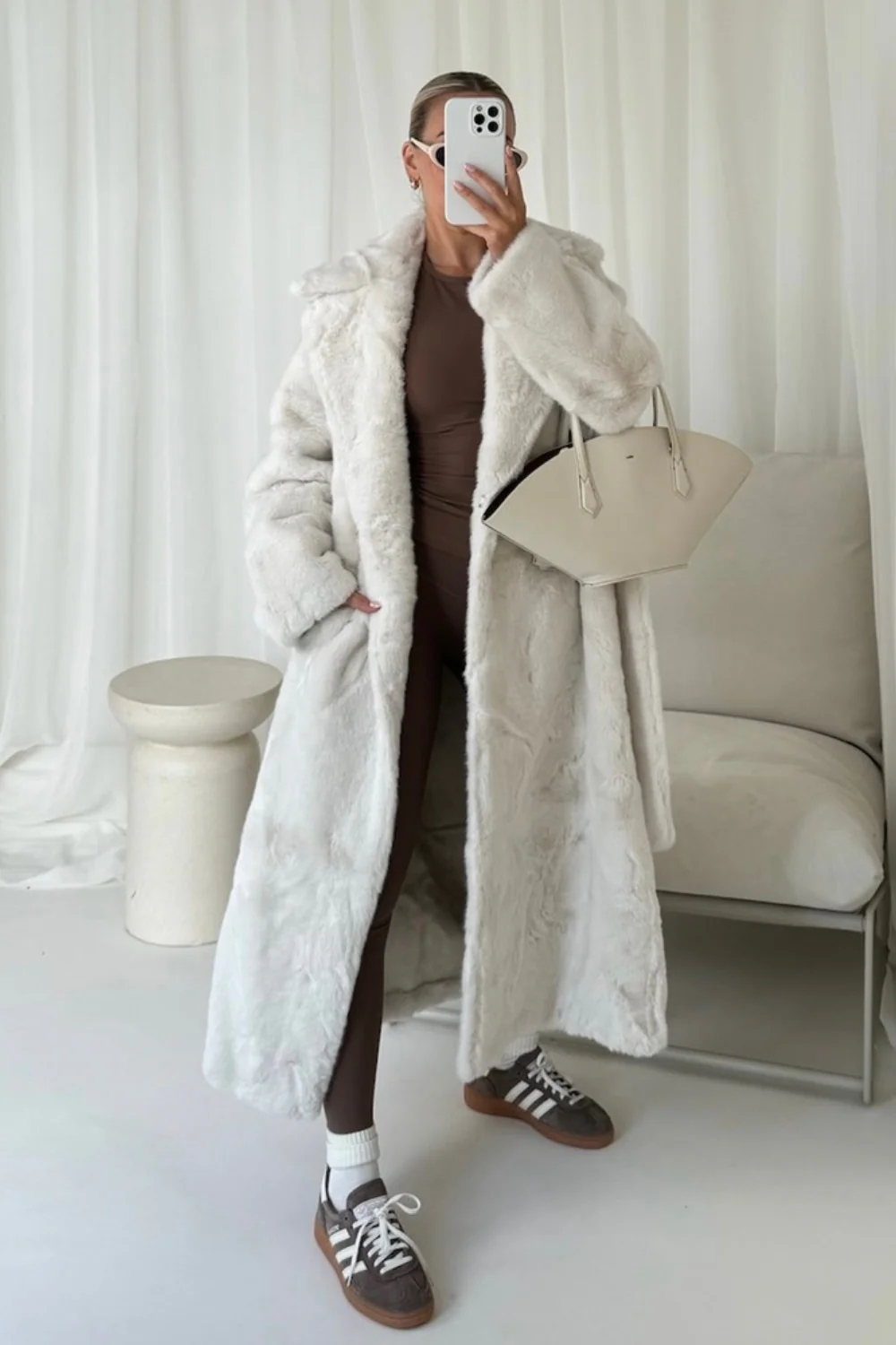 Zhuri white belted long faux fur coat - Image 2